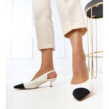 Fashionable Casual Everyday Versatile Commute Simple Women Pumps - White - View 4