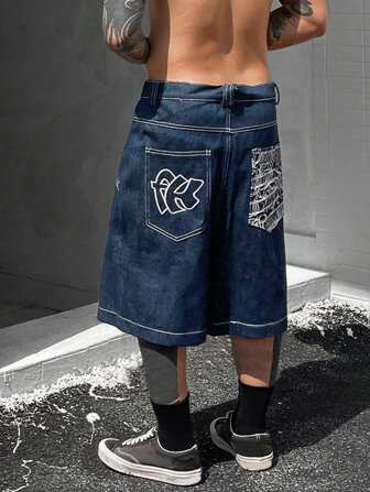 Herren locker sitzende Denim Shorts mit besticktem Muster
