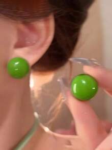 1pc Minimalist Resin Ball Shape Stud Earrings, Casual Versatile Everyday Wear - Earrings - View 4