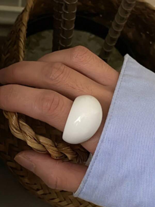 1pc Macaron Ellipse Ring With Geometric Pattern, Elegant Accessory For Daily & Work Wear