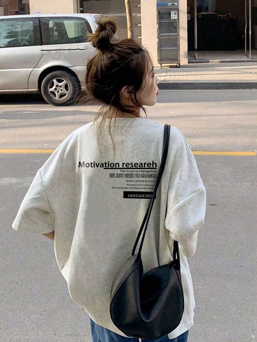 日式女式宽松花卉和灰色字母印花短袖 T 恤,休闲百搭,春夏 - 淺灰色 - 查看 1
