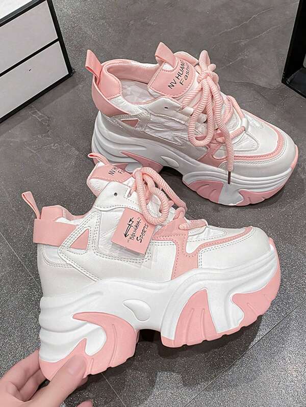 Botas esportivas femininas de cor sólida com letras de rua e cadarço, plataforma de 10 cm, estilo princesa, para festas ao ar livre, festival escolar, primavera, outono e inverno, sola grossa, antiderrapante, sapatos de elevação