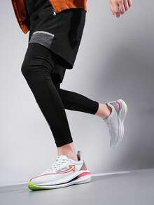 Up run 男士休闲运动鞋，轻便、时尚、百搭轻质碳板跑步鞋，大码系带运动鞋，男士专业跑步鞋，情侣鞋。男士休闲运动鞋，轻便、时尚、百搭轻质碳板跑步鞋，大码系带运动鞋，男士专业跑步鞋，情侣鞋。