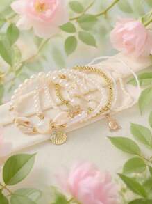 7 pièces/Set Bracelets multicouches avec coquillages, perles et perles, design empilable bohème pour femmes, pour le port décontracté pendant les vacances à la plage, avec motifs aléatoires de coquillages. Excellent cadeau, bracelet en cristal guérisseur pour la guérison de l'énergie spirituelle, convient pour un port quotidien, cadeau idéal pour la petite amie, la femme ou le partenaire