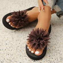 女士时尚舒适轻便人字拖，休闲花卉沙滩和家居拖鞋