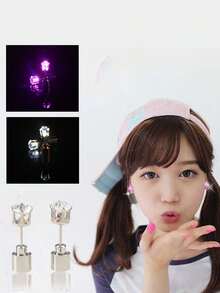 2 件多色耳环派对闪亮耳环，LED 发光耳环，明亮时尚的耳环，中性时尚配饰，适合日常活动、万圣节派对、夜间郊游、节日、周年纪念装饰礼物，（含电池）