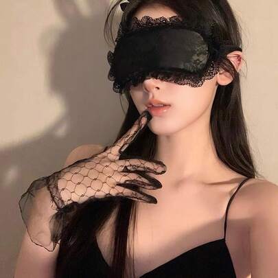 Mặt nạ ngủ, Mặt nạ ngủ nữ, Băng đô, Vòng cổ choker, Mặt nạ ngủ đen che kín mắt, Mặt nạ ngủ ruy băng, Quà tặng tiệc tùng, Trang phục, Phụ kiện trang phục tiệc tùng, Quà tặng bất ngờ cho bé gái, Quà tặng ngày lễ, Quà tặng sinh nhật, Quà tặng hoàn hảo, Quà tặng ngày Valentine, Quà, Đồ trang trí, Đồ dùng gia đình và sinh hoạt, Đồ dùng lễ hội và tiệc tùng, Phụ kiện tiệc tùng, Phụ kiện tiệc tùng khác, Đồ nhét túi quà, Đồ chơi cho bé gái, Túi quà, Ngày Valentine