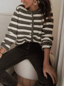 Jesienny nowy modny uniwersalny kardigan w paski zapinany na guziki - Wielokolorowe - Zobacz 2