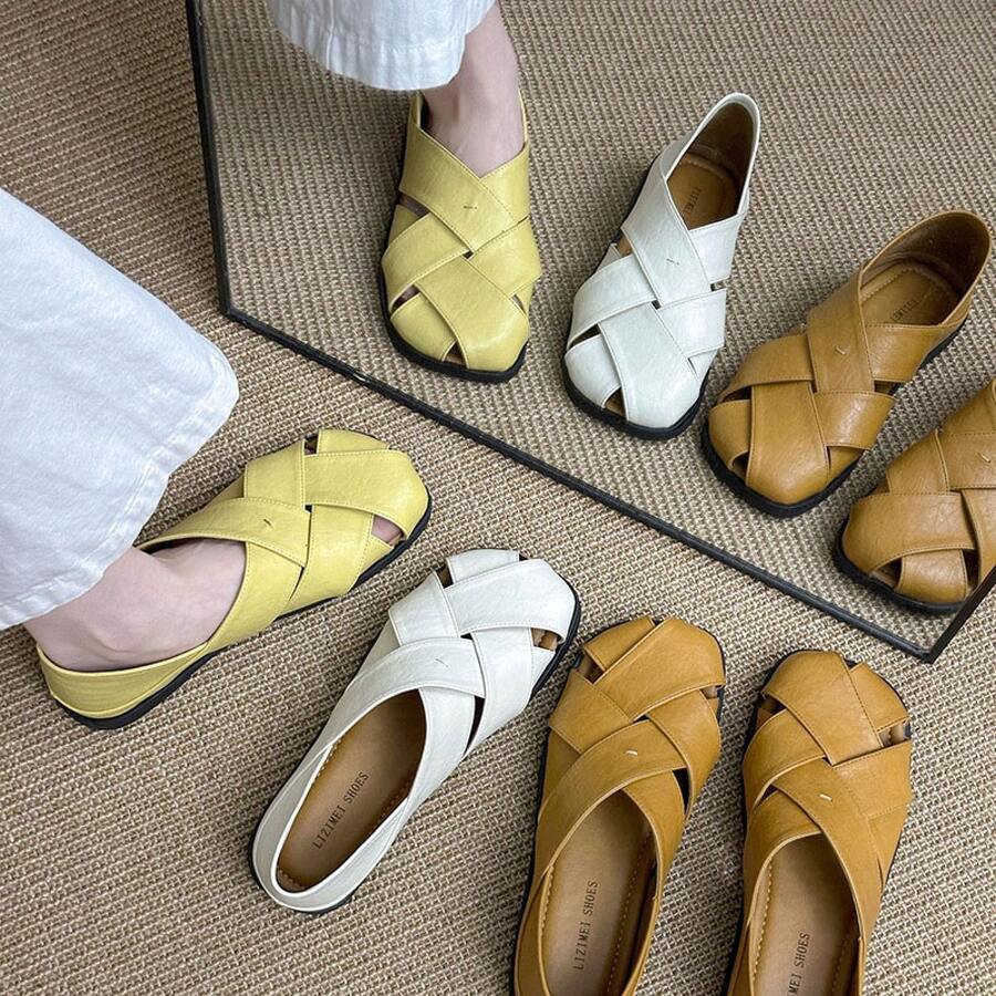 Women Flat Sandals