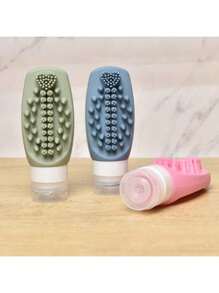 Body Wash And Shampoo Can Be Refilled And Dispensed Into Bottles. The Bottle Dispenser Is A Portable Empty Liquid Container That Can Be Used For Combing Hair And Washing Face. It Is Multi-Functional And Can Be Dispensed Into Bottles. It Is A Must-Have For Travel, A Must-Have For Returning To School During The Summer Vacation, A Must-Have For Camping During The Vacation, And A Must-Have Accessory For Both Women And Men