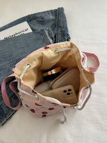 Nueva mochila de moda elegante y versátil para mujer con estampado de fresa