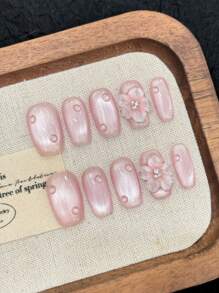 10 件方形指甲按压式指甲中号、极简主义腮红玻璃珠冰闪亮猫眼、手绘花卉 3D 雕刻花朵、浮雕水晶露珠、空灵光泽优质通用美甲片、前卫优雅奢华手工夏季指甲、婚礼美学、DIY 假指甲艺术适合女士和女孩、日常约会可重复使用、作为礼物美甲用品 - 1 个指甲锉和 1 个凝胶