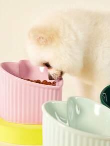 PETSIN 1pc Heart Shaped Ceramic Elevated Cat Bowl, Raised Tilted Cat Food Bowl Anti-Vomiting Drinking Dish Bowl For Neck Protection