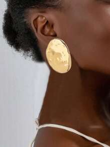 1 Pair European & American Style Metallic Exaggerated Holiday Party Versatile Stud Earrings For Women