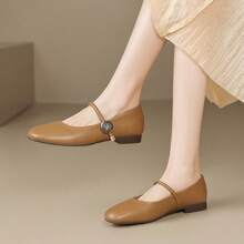 Women Flats