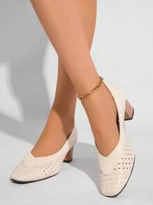 Women High-End White Leather 5.5cm Chunky Heel Hollow-Out Sexy Party Shoes, Suitable For Wedding, Daily Commute, Casual Hollow Slip-On High Heels, Solid Color Polka Dot Quilted, Casual Party Western Wedding Boho Basic Wedding Retro Fashion PU Leather Cut-Out Hole Beach Festival Wedding Party Office Home Gym Outdoor