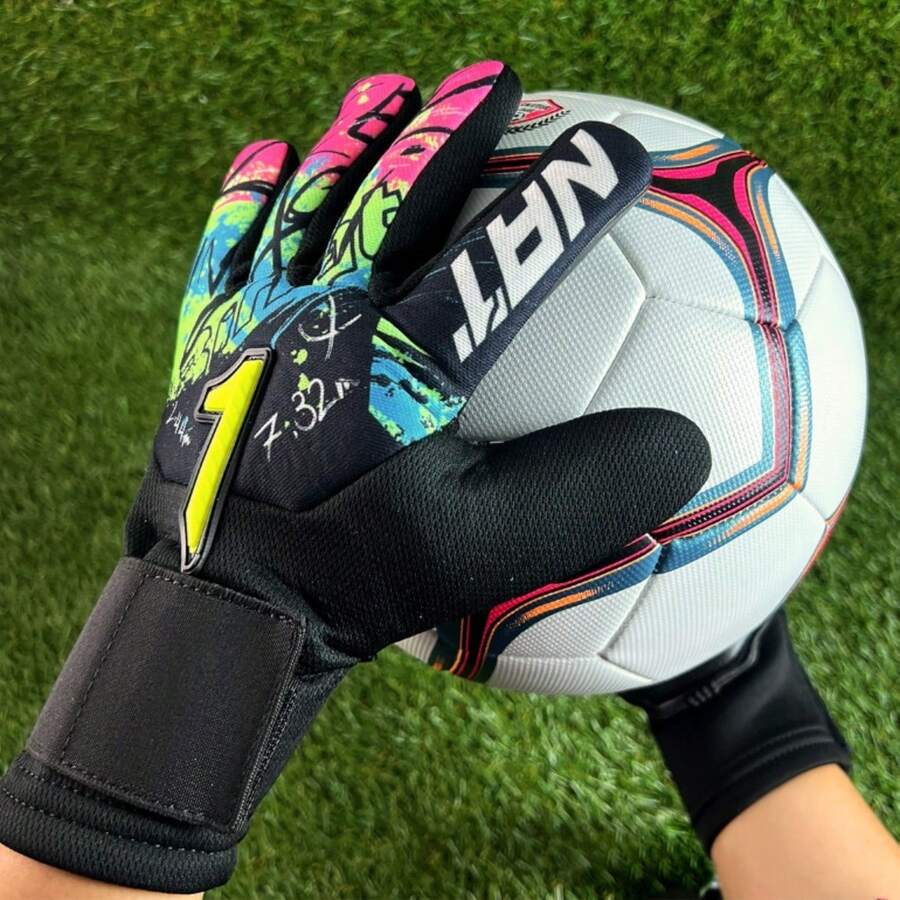 Rinat Asimetrik Basic Premium Latex Goalkeeper Gloves, Protection And Performance, Colors - Black - View 1