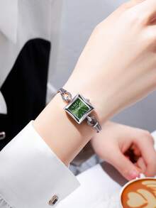 gedi 1 件女士白色简约合金手链手表，精致的方形表盘，时尚的白色指针，休闲精致极具吸引力的女士手表条形表盘，豪华石英表适合日常装饰、佩戴和派对通勤旅行 - 黑色 - 查看 9