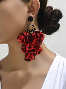 1pair Fashionable Handmade Beaded Lace Petal Shaped Pendant Earrings For Women