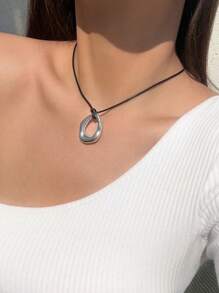 1pc Women's Metal Hollow Asymmetrical Geometric & Heart Pendant Necklace, Vintage Fashion Casual Street Party Jewelry