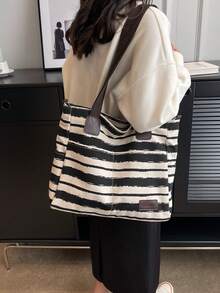 时尚纯色简约休闲大容量手提包女士单肩包，不含配件