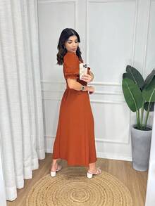 Plain Long Dress With Buttons And Belt - Puff Sleeves - Elegant Model With Elastex - Rỉ Nâu - Xem 2