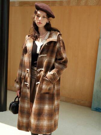 Abrigo de duffle con capucha acolchado vintage a cuadros para mujer