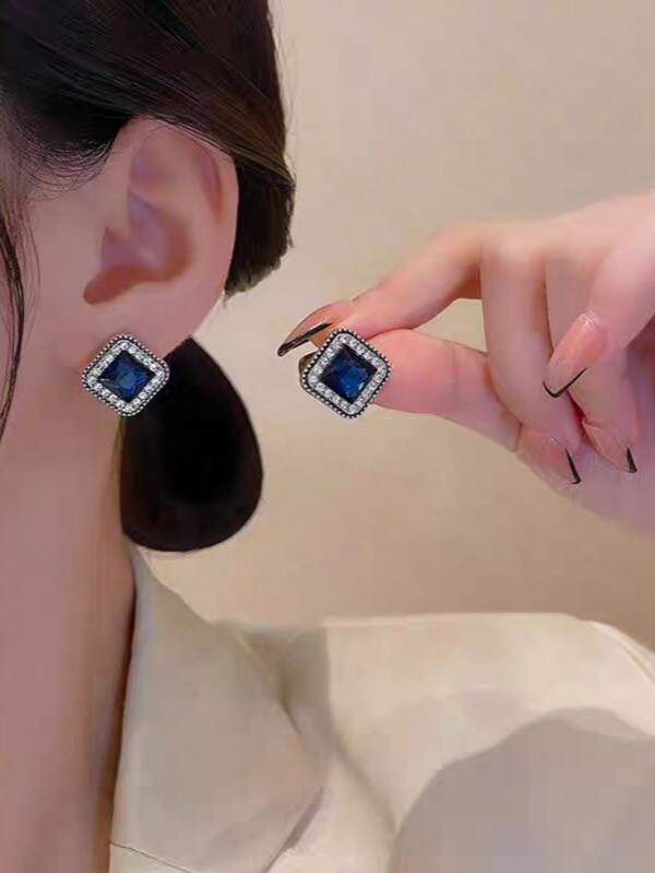 2pcs Stylish Navy Blue Square Rhinestone Silver Pin Stud Earrings For Women, Office & Casual