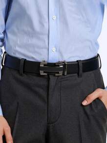 1 Piece Men's Black Self Buckle Leather Belt Alphabet Alloy New Buckle Style, Suitable For Teenagers, Casual Outdoor Sports Or Vacation Trips, Birthday Dress Up Accessories, Daily Wear. Business Casual Versatile Jeans Waistband Perfect Gift For Men