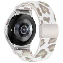 1 paquete Banda elástica de nailon con estampado de flores y hebilla magnética compatible con Galaxy Watch 7 6 5 4 FE de 40 mm y 44 mm / Galaxy Watch 5 Pro / Galaxy Watch 6 4 Classic de 47 mm, 43 mm, 42 mm y 46 mm, banda de nailon con estampado degradado de liberación rápida, regalo para amigos y familia