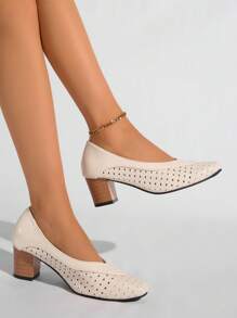 Women High-End White Leather 5.5cm Chunky Heel Hollow-Out Sexy Party Shoes, Suitable For Wedding, Daily Commute, Casual Hollow Slip-On High Heels, Solid Color Polka Dot Quilted, Casual Party Western Wedding Boho Basic Wedding Retro Fashion PU Leather Cut-Out Hole Beach Festival Wedding Party Office Home Gym Outdoor