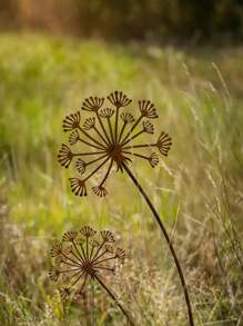 1pc Rustic Garden Flower Stake, Garden Decoration With Rusty, Patina Metal Look, Rust Decor For Garden, Patio, Balcony
