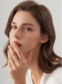 Anillo de zirconia cúbica con diseño de estrella doble - Anillo ajustable de plata pura, de lujo ligero y listo para regalo