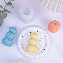1 pieza Molde de silicona con forma de calabaza de 3 piezas, decoración del hogar de calabaza apilada DIY, vela, adorno de yeso, decoración de fiesta de Halloween con calabaza de cara divertida, molde flexible y duradero para hacer velas