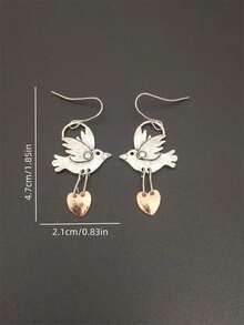 1 Pair Retro Fashion Creative Peace Dove & Heart Pendant Earrings, Suitable For Women Everyday Casual, Holiday, Party Jewelry Gift - Multicolor - View 2