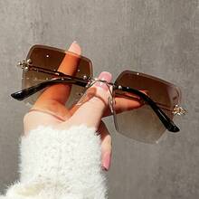 sin montura de moda para mujer, con degradado Y2K, con bordes recortados y marco de metal hueco retro, para viajes y vacaciones. - Té degradado - Ver 3