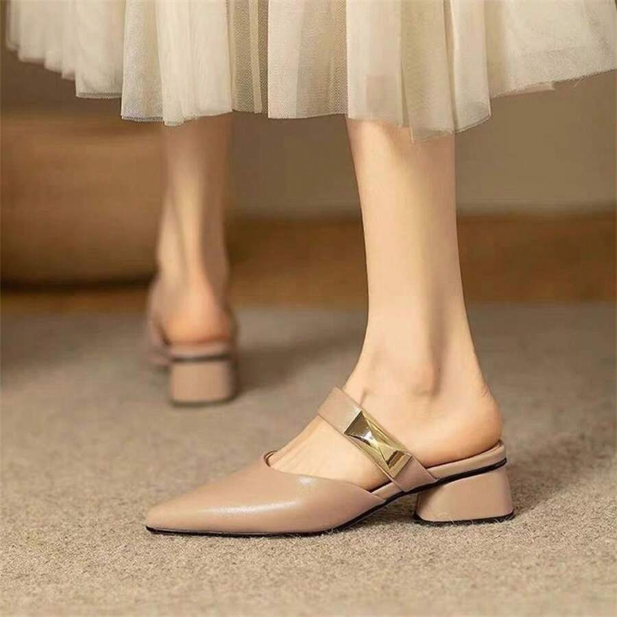 Women Athletic & Outdoor Sandals & Slides - 卡其色 - 查看 1