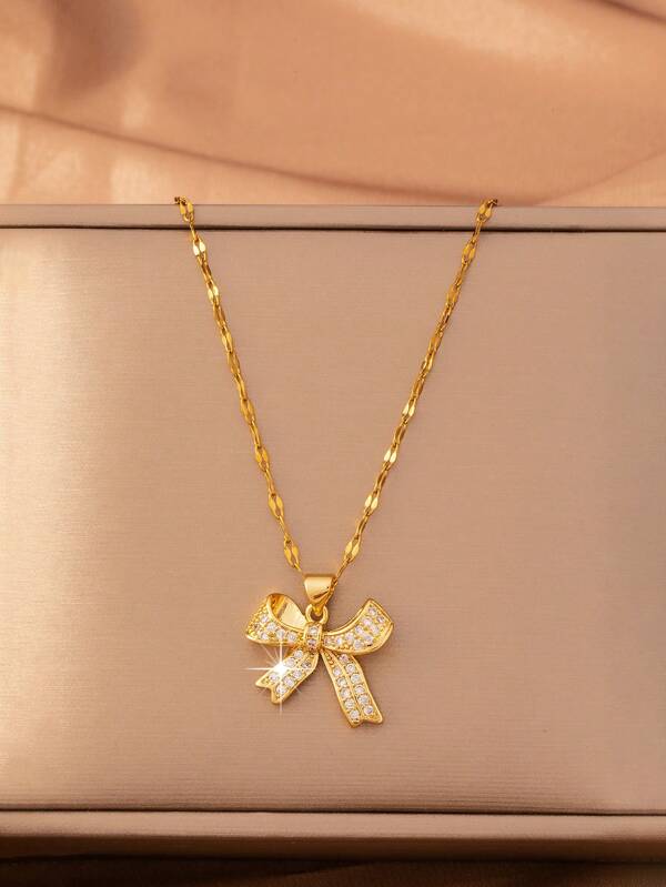 1pc Chic Gold Butterfly Pendant Necklace With Zirconia Stone, Elegant Jewelry For Party And Daily Wear (Gift Box Not Included)