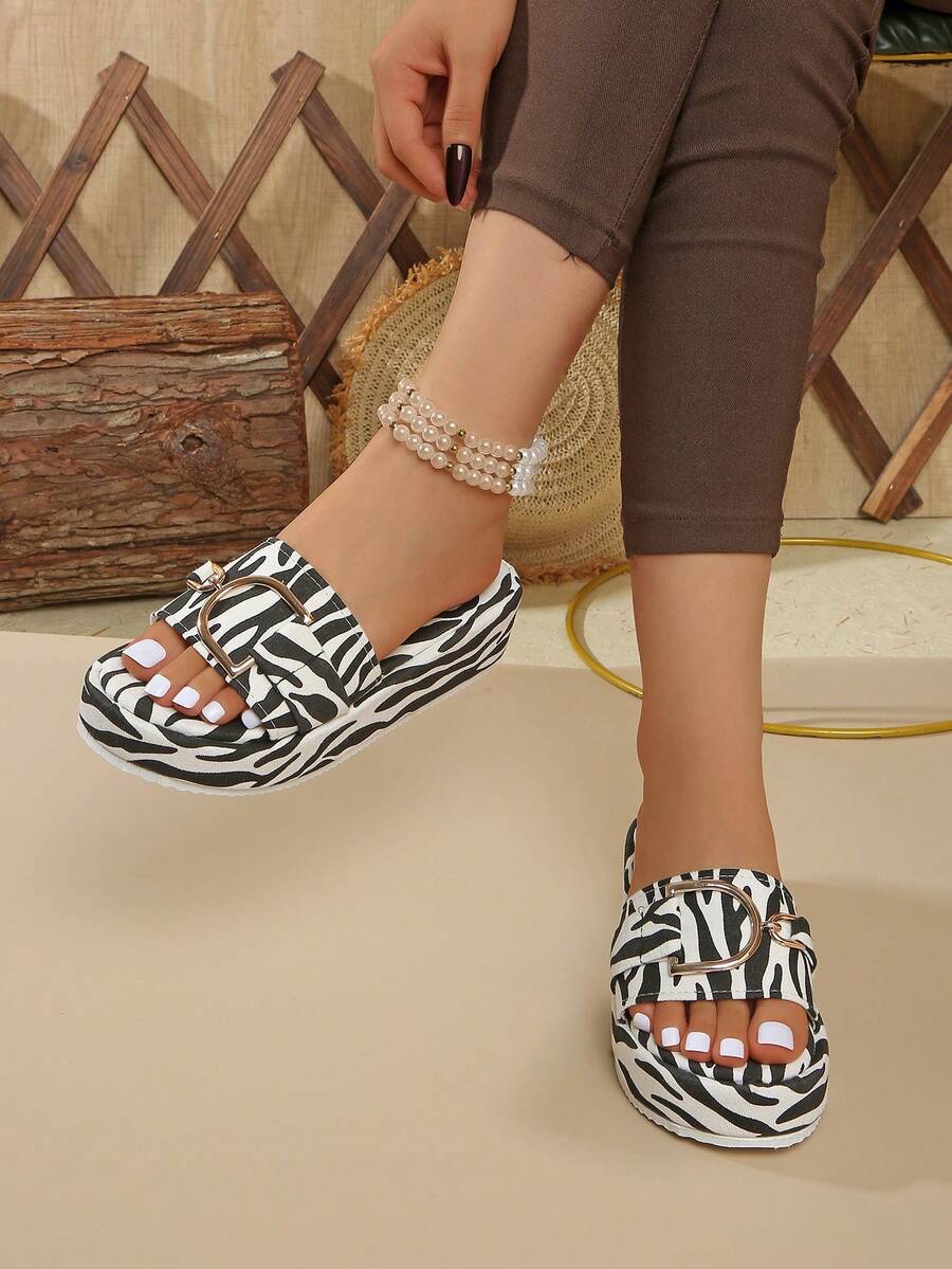 صنادل نسائية ذات كعب وسادة سميكة، صنادل شاطئية خارجية عصرية، مجموعة 2024 الجديدة - أبيض وأسود - مشاهدة 1