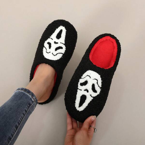 1 par de pantuflas de felpa con diseño de esqueleto en estilo retro para Halloween, suela suave y silenciosa para interiores con contraste de colores, negro y rojo, para otoño/invierno