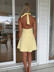 Women Floral Halter Neck Dress Boho Style Sleeveless Open Back Tie-Up Mini Dress Casual Summer Clothes - Màu vàng - Xem 4