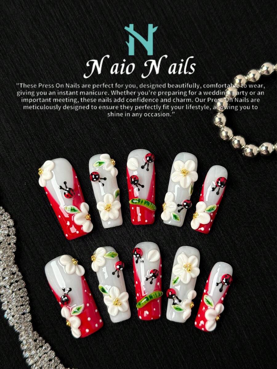 NAIO 纯手工制作的矩形按压式人造指甲，含红色法式指甲贴，饰有3D浮雕花朵和瓢虫图案，春夏美甲套装，专为女士和女孩设计的美甲用品，每套10件，适合返校、派对、庆典和日常佩戴。包含美甲工具，是送给女士和女孩的绝佳礼物。