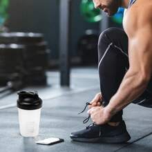‌Leakproof Shaker Bottle With Mixing Balls - 12oz  Protein Shaker Cup For Gym, Workouts & Travel - Ideal For Protein Powder, Pre-Workout & Supplements - Portable Drink Bottle For Fitness Enthusiasts & Athletes (White) - Trắng (gói 2) - Xem 7