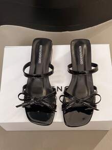 蝴蝶结双带粗跟假日休闲时尚百搭青少年一脚蹬厚底凉鞋