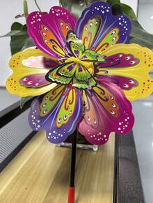 1pc Delightful Handheld Windmill - Outdoor Games & Activities, Colorful Butterfly Insect Pattern, Birthday Gift, Garden Courtyard Decoration - Multicolor - View 4