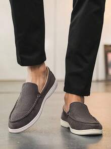 Salkin Mocassins mode homme, chaussures décontractées  de couleur unie, souples, confortables et respirantes, antidérapantes, plates, convenant pour le bureau, les fêtes, les mariages, grandes tailles, printemps/été/automne, plusieurs couleurs disponibles. Remarque : Taille petite, veuillez commander une taille au-dessus. Vieux argent - Gris foncé - Voir 8
