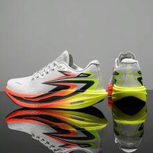 限量版蛇年休闲跑鞋，男女专业减震碳板竞技运动鞋