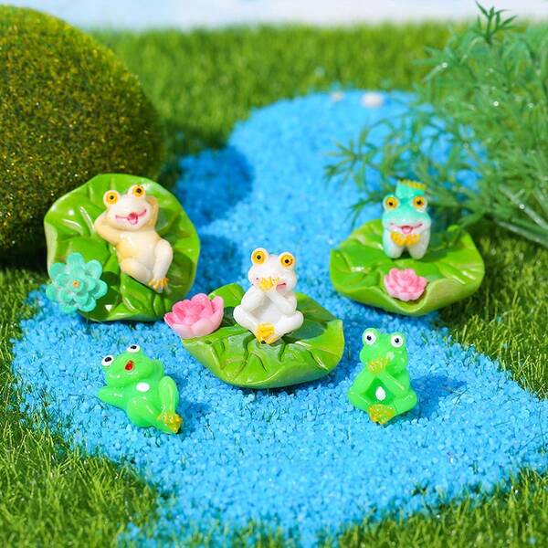 10 PIEZAS Minifiguras de ranas de resina con hojas de lirio - Decoración de ranas artificiales realistas para acuario, pecera, nano acuascaping, paisaje en miniatura, ornamentos de estanque - Pequeños accesorios acuáticos lindos