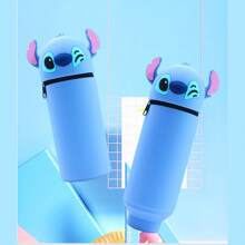 Disney 1 pièce Nouvelle étui à crayons en silicone Stitch, porte-crayon pliable mignon de bande dessinée, sac de rangement de papeterie pour étudiant, cadeau pour enfants, meilleure papeterie scolaire et cadeaux scolaires. (La photo est trop explosive et la couleur du produit est légèrement déviée, ne la prenez pas si cela vous dérange), pour les fournitures scolaires, la rentrée des classes