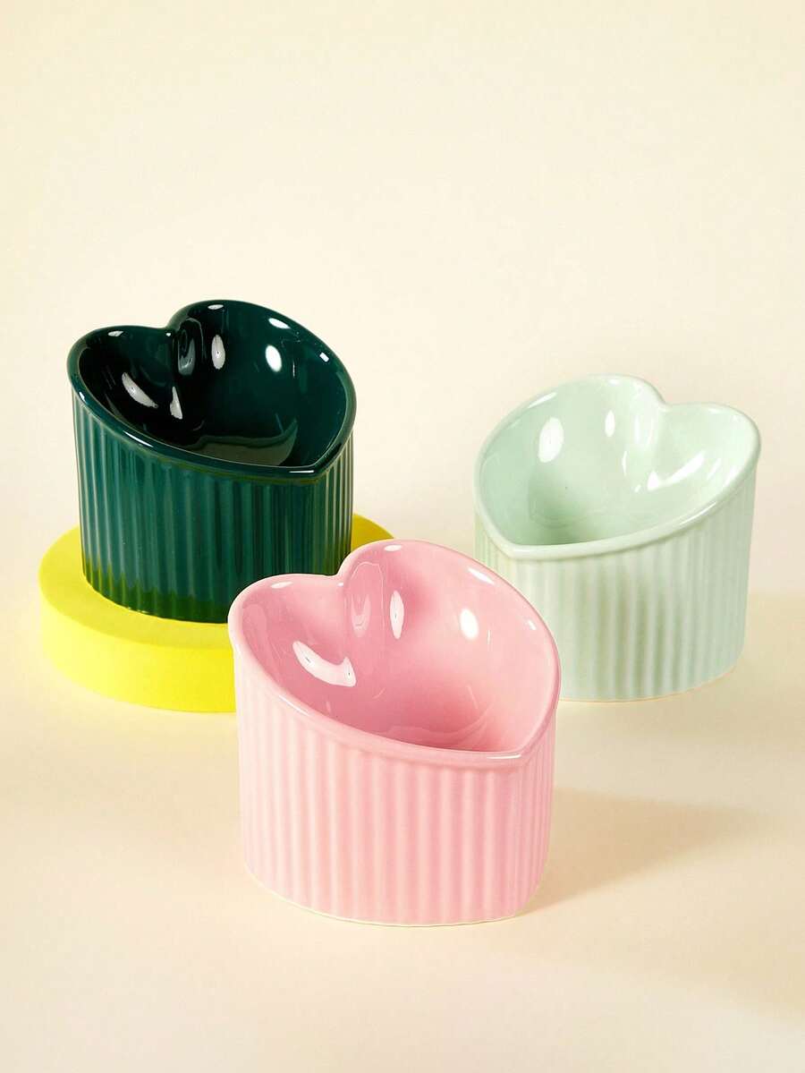 PETSIN 1pc Heart Shaped Ceramic Elevated Cat Bowl, Raised Tilted Cat Food Bowl Anti-Vomiting Drinking Dish Bowl For Neck Protection